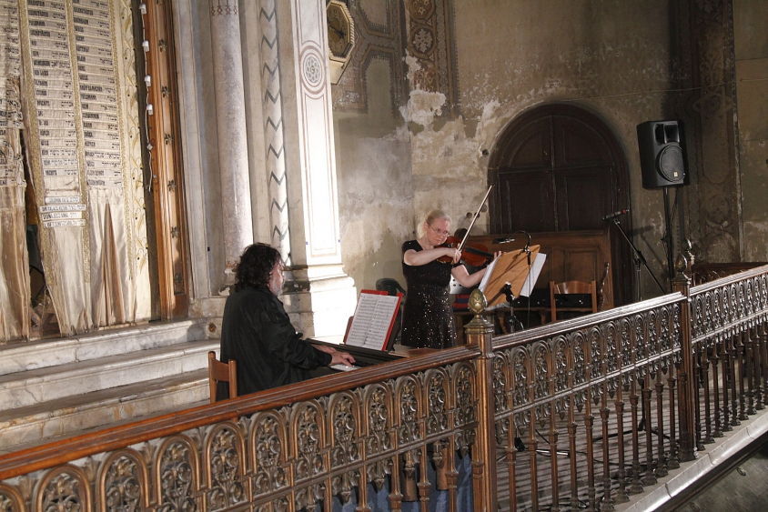 Concert de vioară şi pian la Sinagoga din Cetate