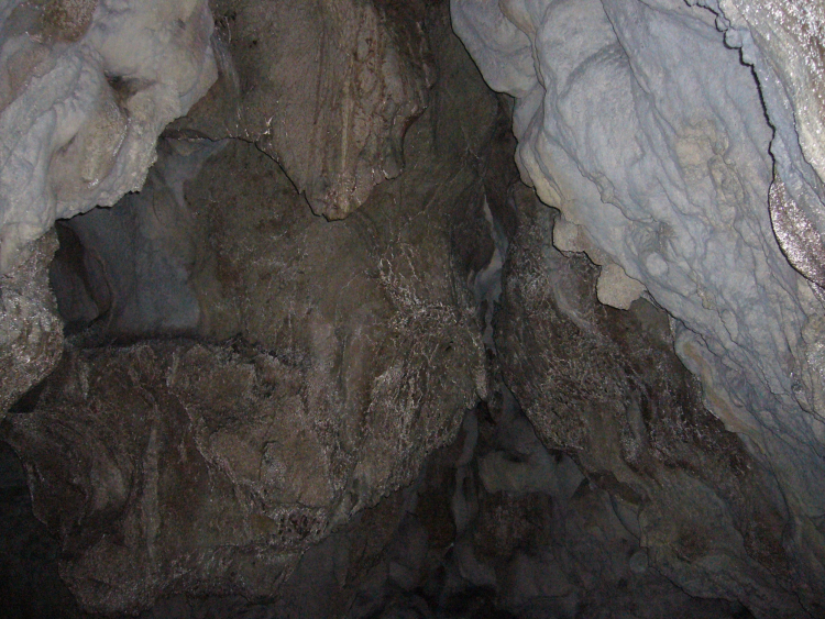 Peștera lui Bogdan