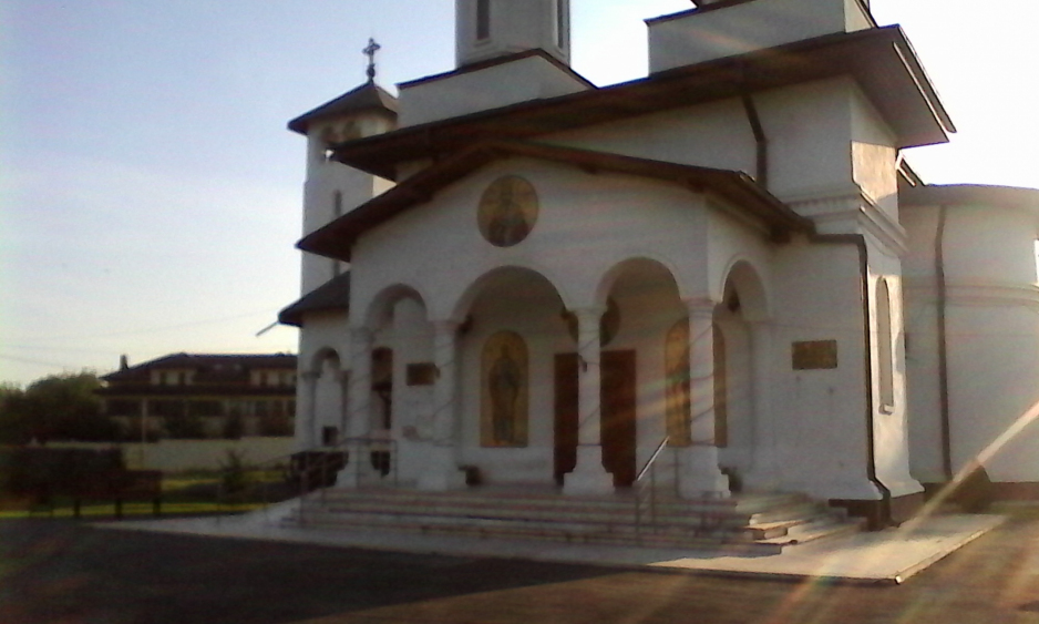 Biserica Izvorul Tămăduirii din satul Roșu