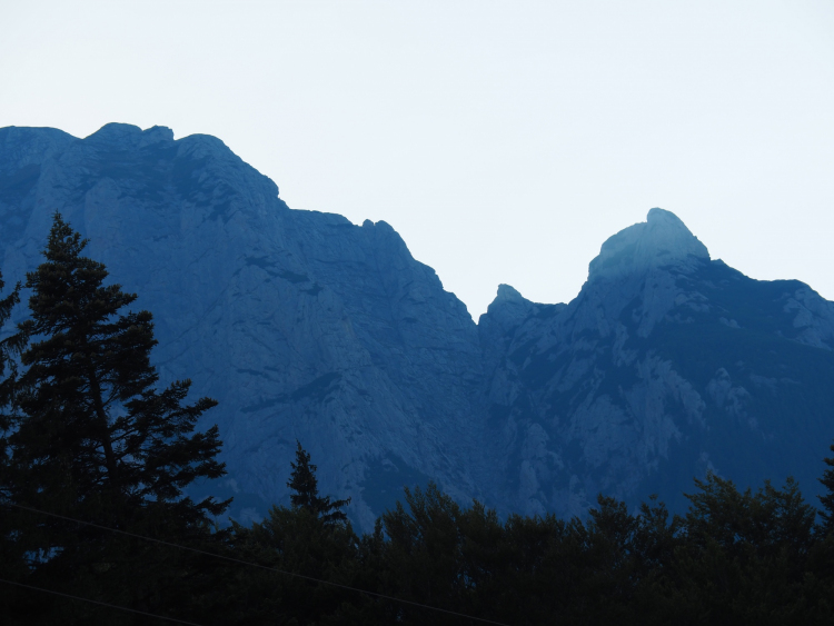 Patru decenii în slujba turismului montan din Munții Bucegi - Ion Dinu