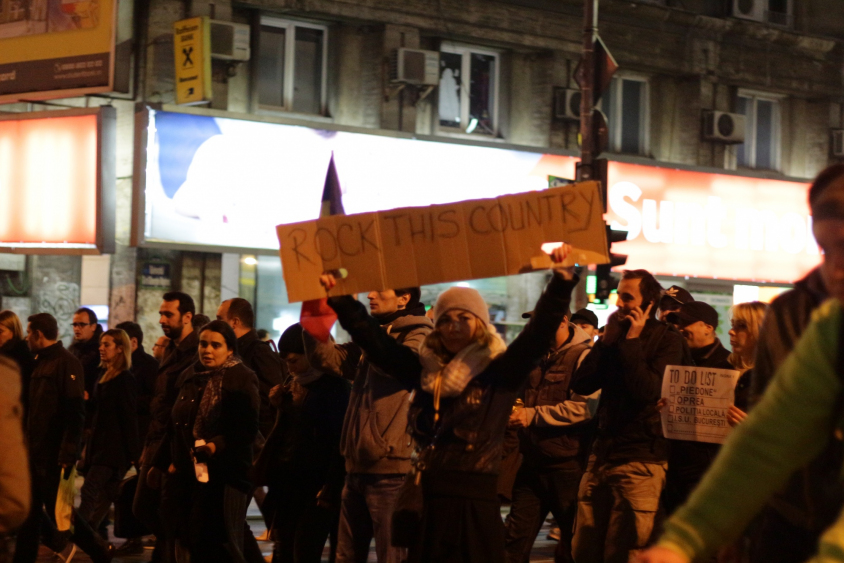 București. Imagini din prima seară a protestelor