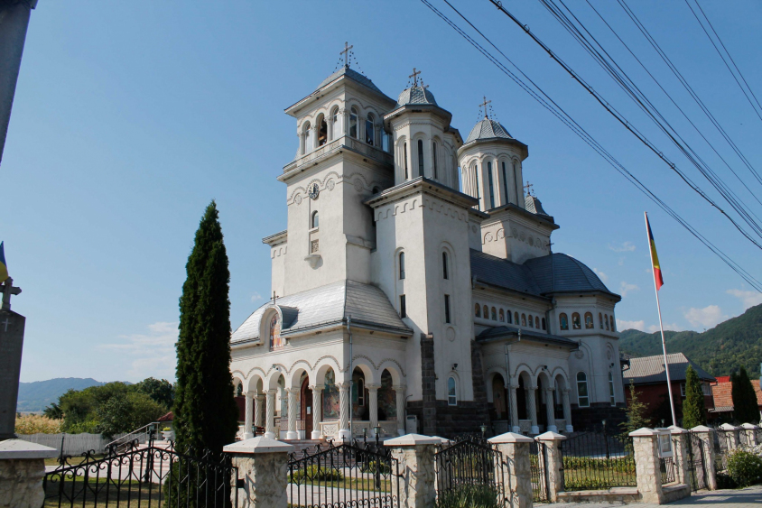 Catedrala ortodoxă Bistra Mureşului (Deda-Bistra)