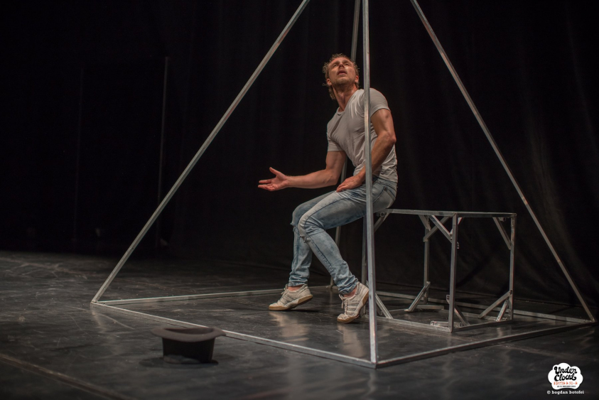 Lari Giorgescu, actor: „Sunt sigur că un teatru poate face diferența într-o comunitate, într-o zonă, într-un sector”