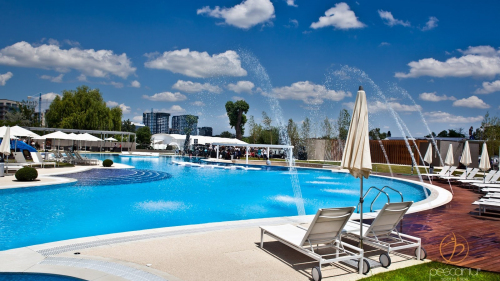 Șapte piscine pentru o vară în București