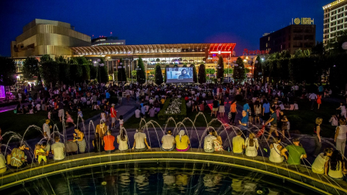 Caravana Filmelor NexT 2015 ajunge la Bucureşti