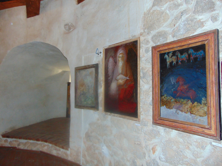 Expoziție de artă la Turnul Alb