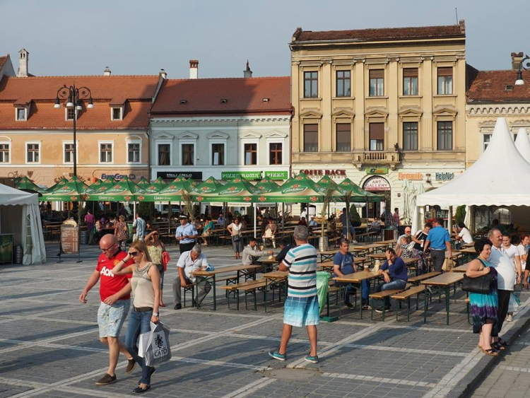 În weekend la Brașov: peștele s-a întrecut cu berea