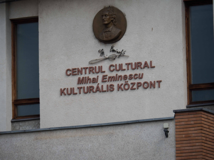 Centrul Cultural „Mihai Eminescu” din Târgu-Mureș