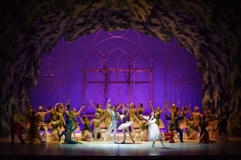 „Spărgătorul de nuci”, baletul ce anunță sărbătorile de iarnă pe scena Operei Naționale București