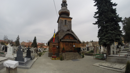 Biserica Ortodoxă de Lemn cu hramul “Sfinții Arhangheli Mihail și Gavriil”