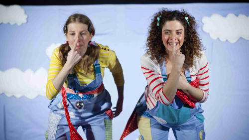 Teatru Mărunţel, poveste din Israel cu fluturi şi baloane